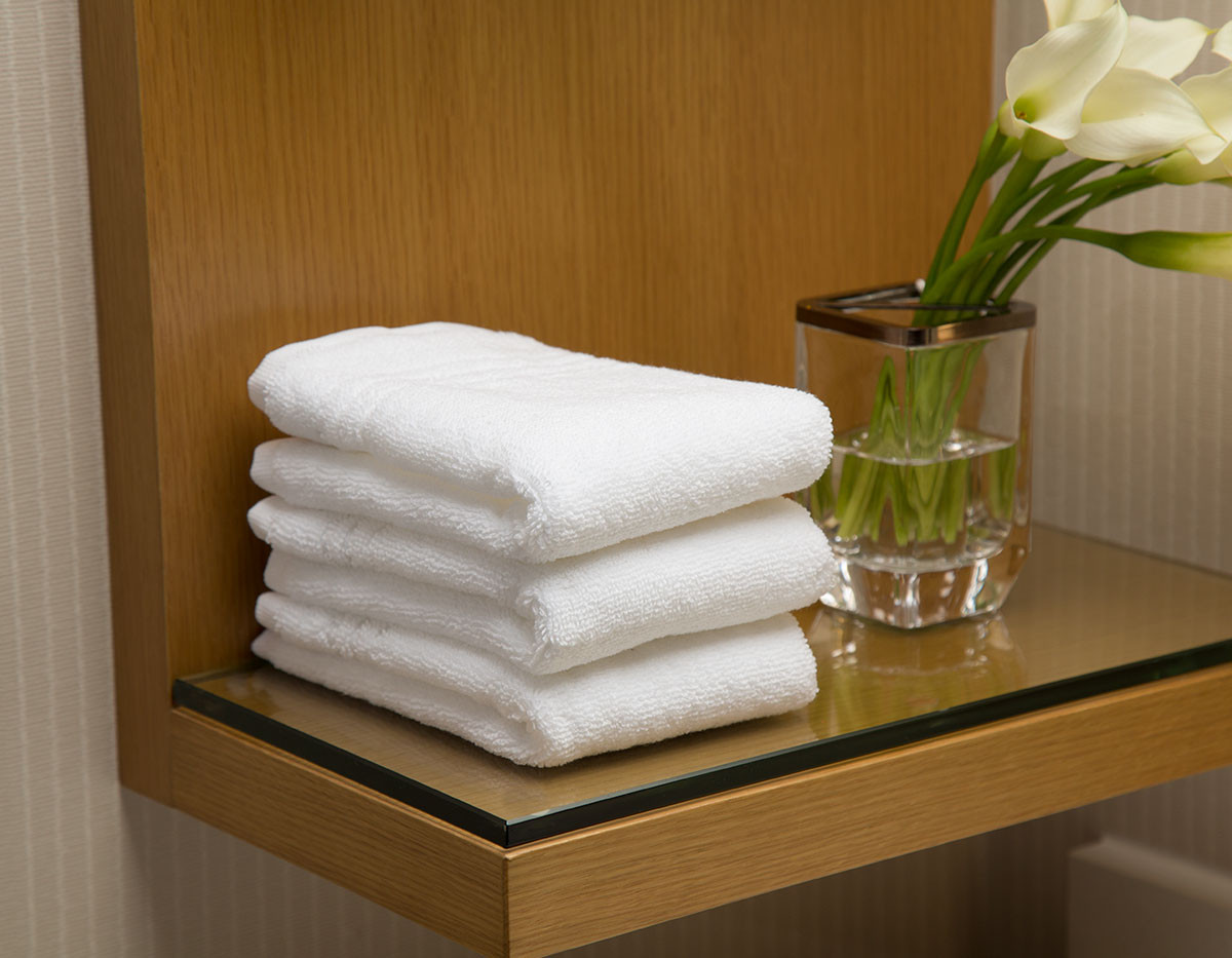 Washcloth Shop the Exclusive Luxury Collection Hotels Home Collection The Luxury Collection Store