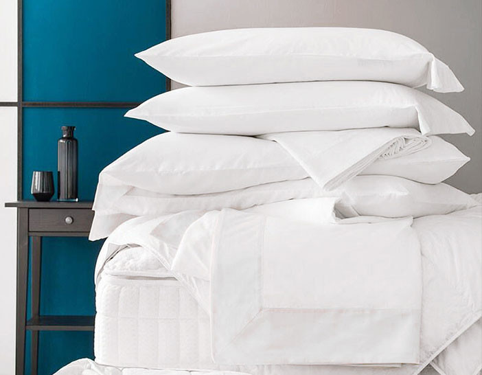 Signature Bed & Bedding Set